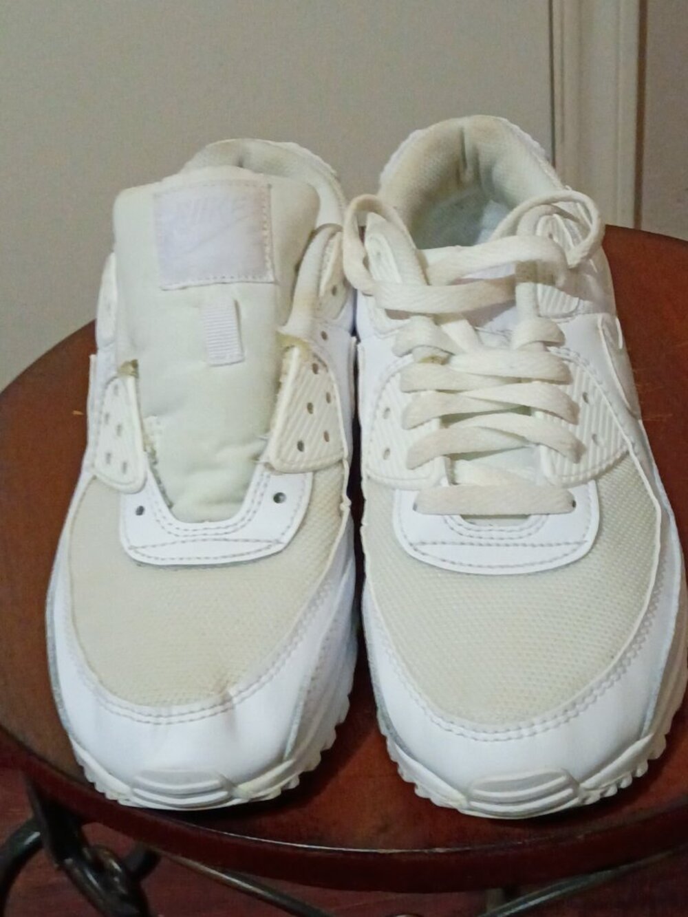 Nike Air Max 90 Triple White Leather Women Sneaker Shoes CQ2560-100 Size 8 - Picture 5 of 13